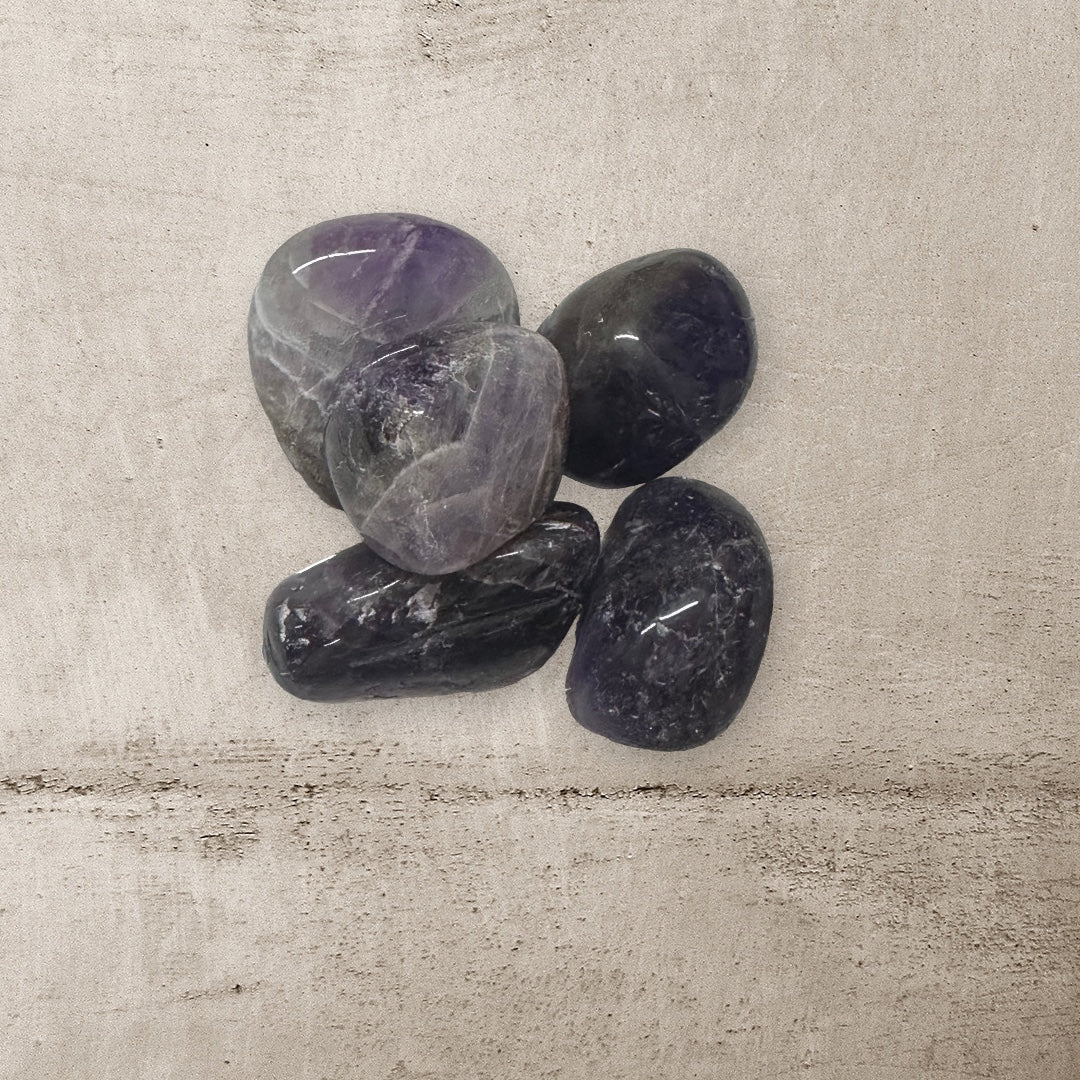 amethyst tumble stones