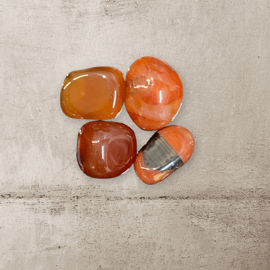 tumbled carnelian stones